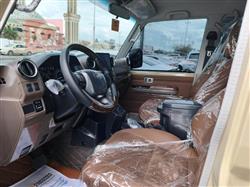 تويوتا لاند كروزر 70